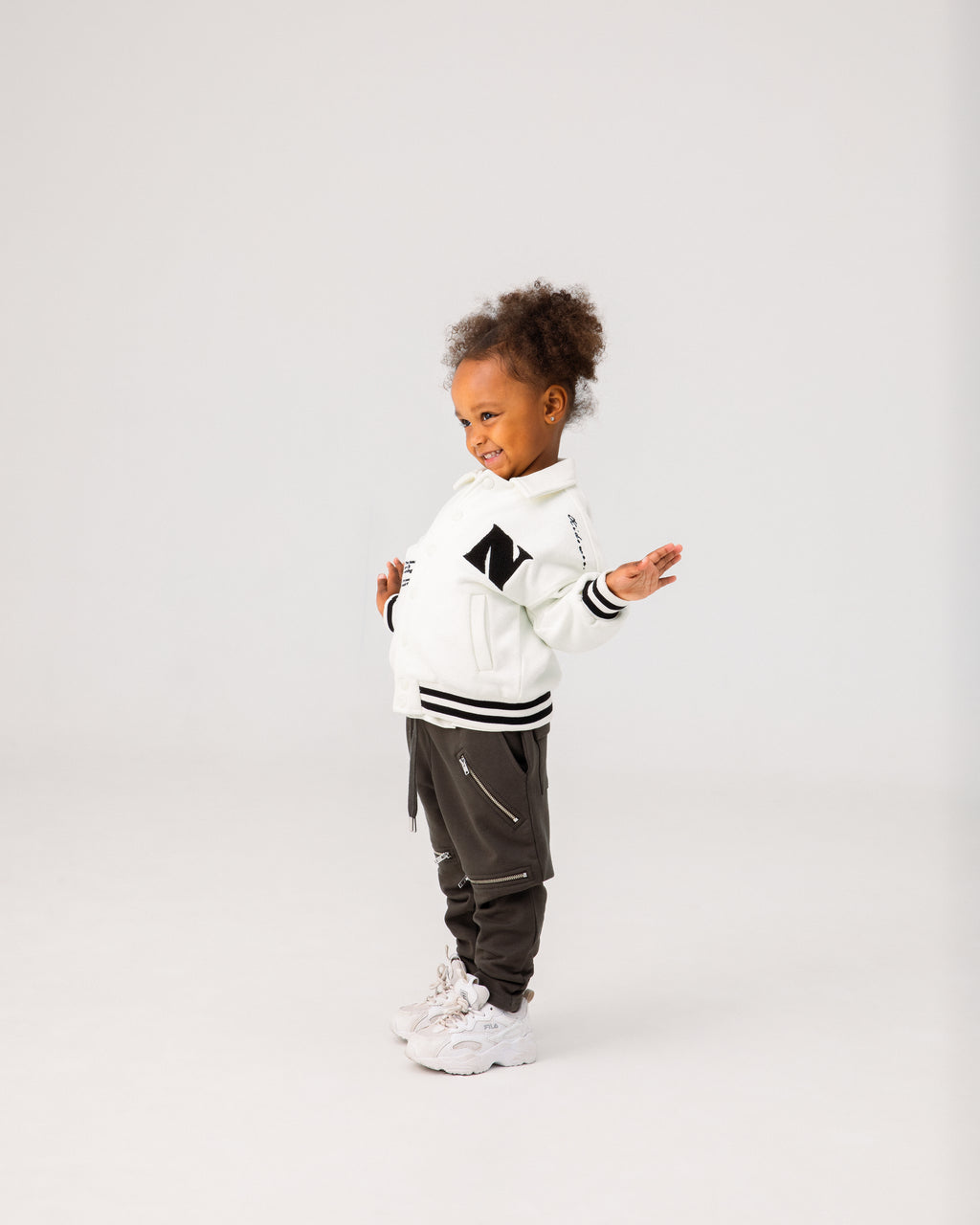 Flyest in the Room – Kids' Baseball Jacket